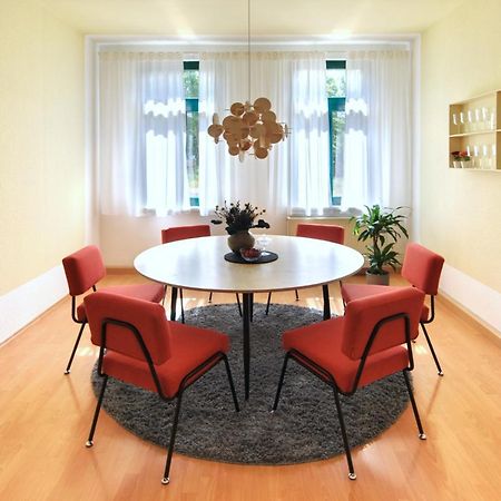 Vonbehling Boutique Apartment Mit 65Zoll Tv Und Designerstuecken Halle  Extérieur photo